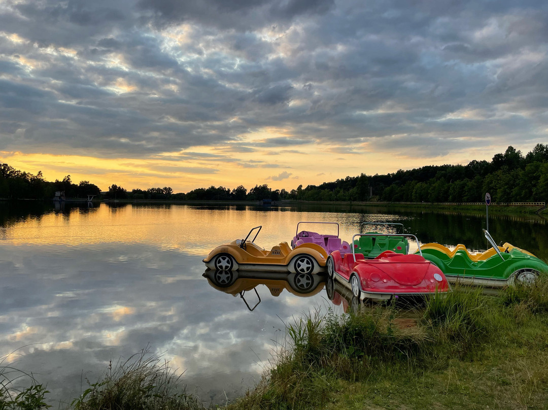 Zalew Rejów beach景点图片