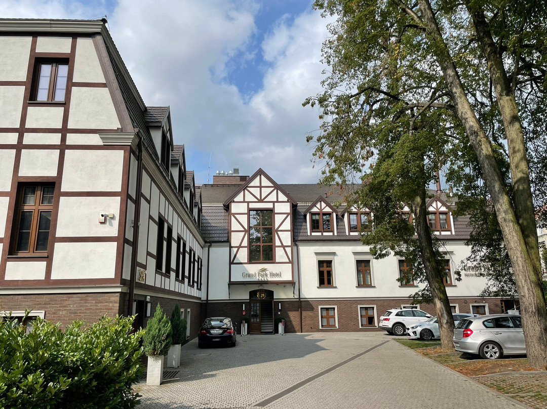 Grand Park Hotel主图