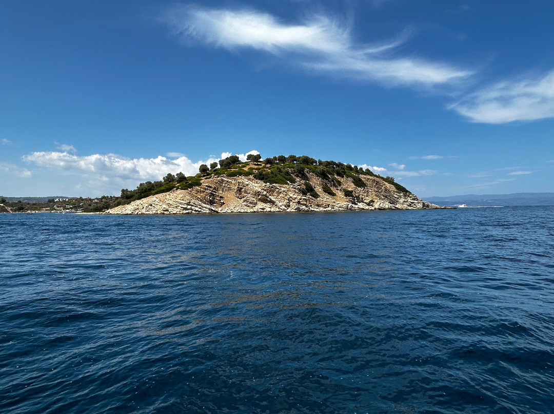 Queen boat vourvourou rental boat-Vourvourou必去景点