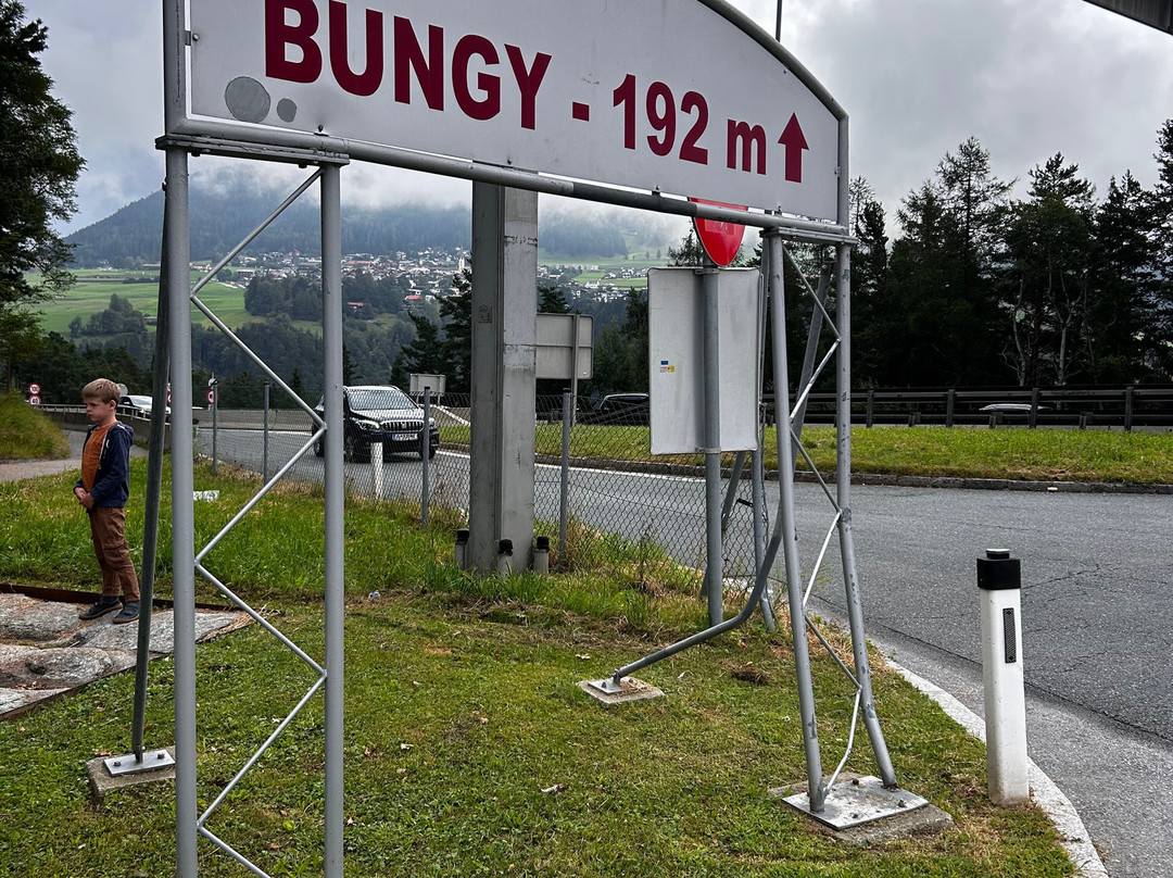 Rupert Hirner Bungy Jumping-雄山史都拜谷必去景点