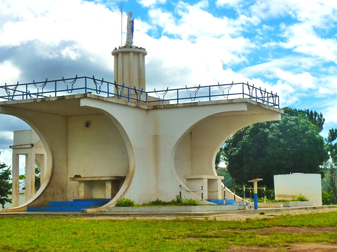 Ilot de la Vierge-Ampefy必去景点