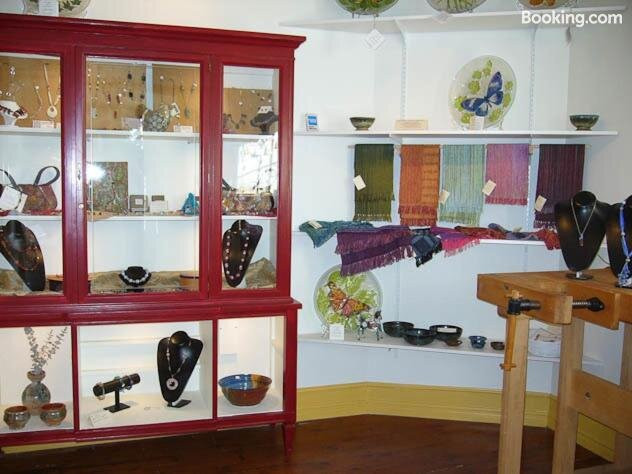 1842 Bed and Breakfast主图