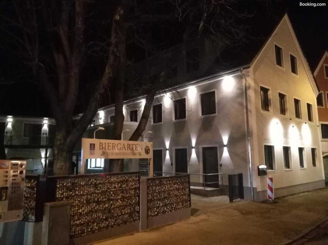 Zur Friedenseiche主图