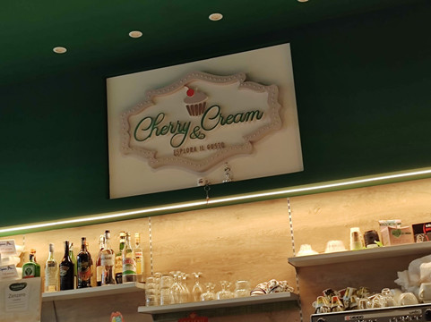 Cherry&Cream
