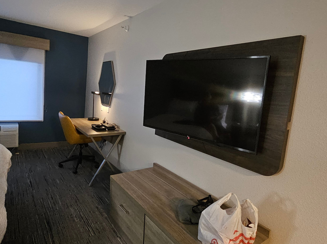 Holiday Inn Express & Suites Wheeling By IHG主图