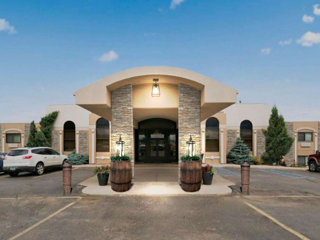 Revel Minot, SureStay Collection By Best Western主图