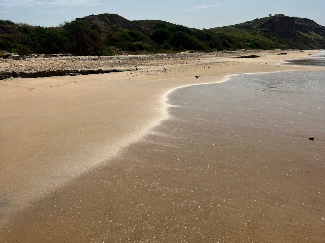 Plage Popenguine景点图片