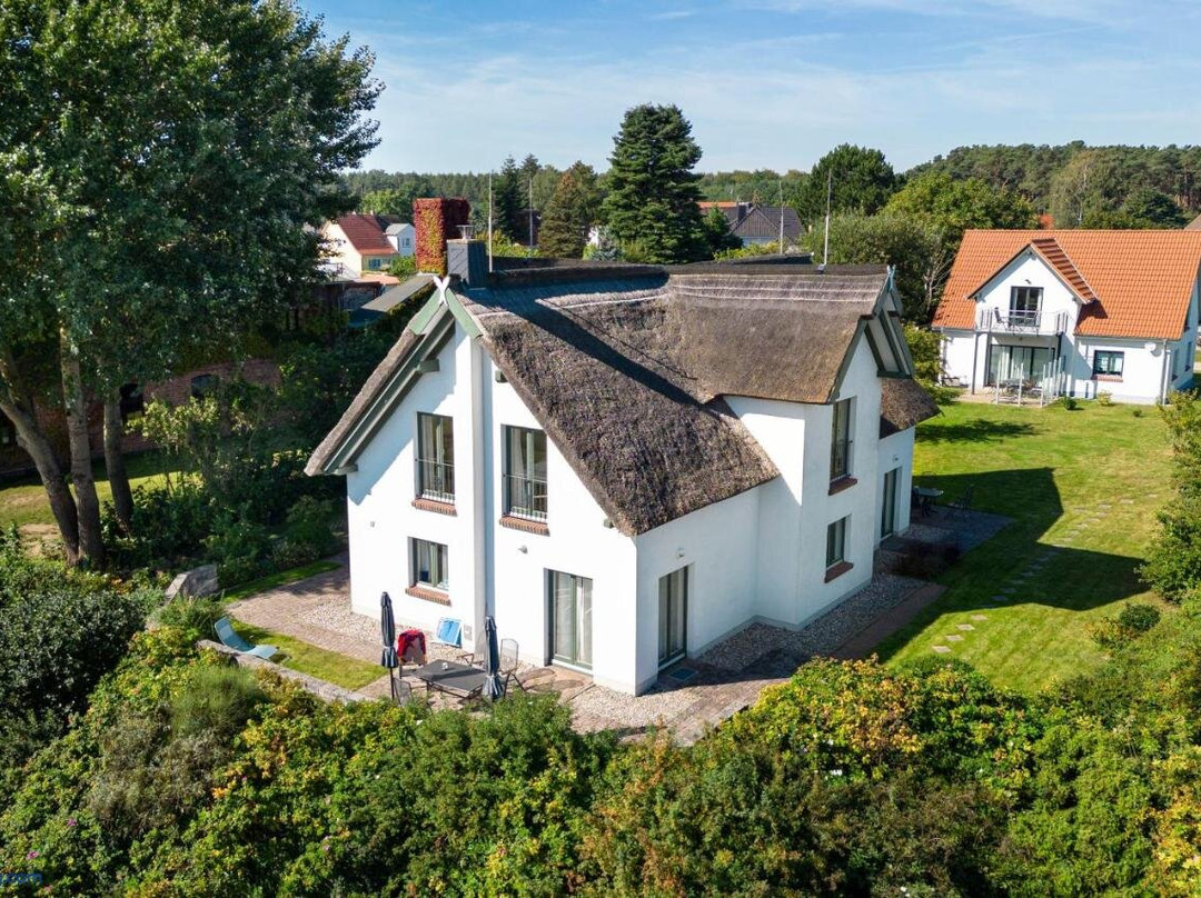Reetdachhaus im Fischerdorf