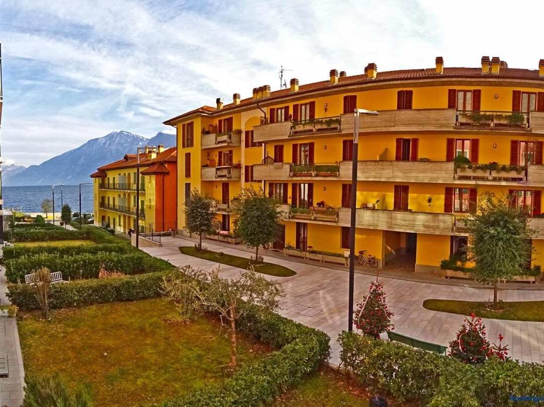 Holideal Campione Ora