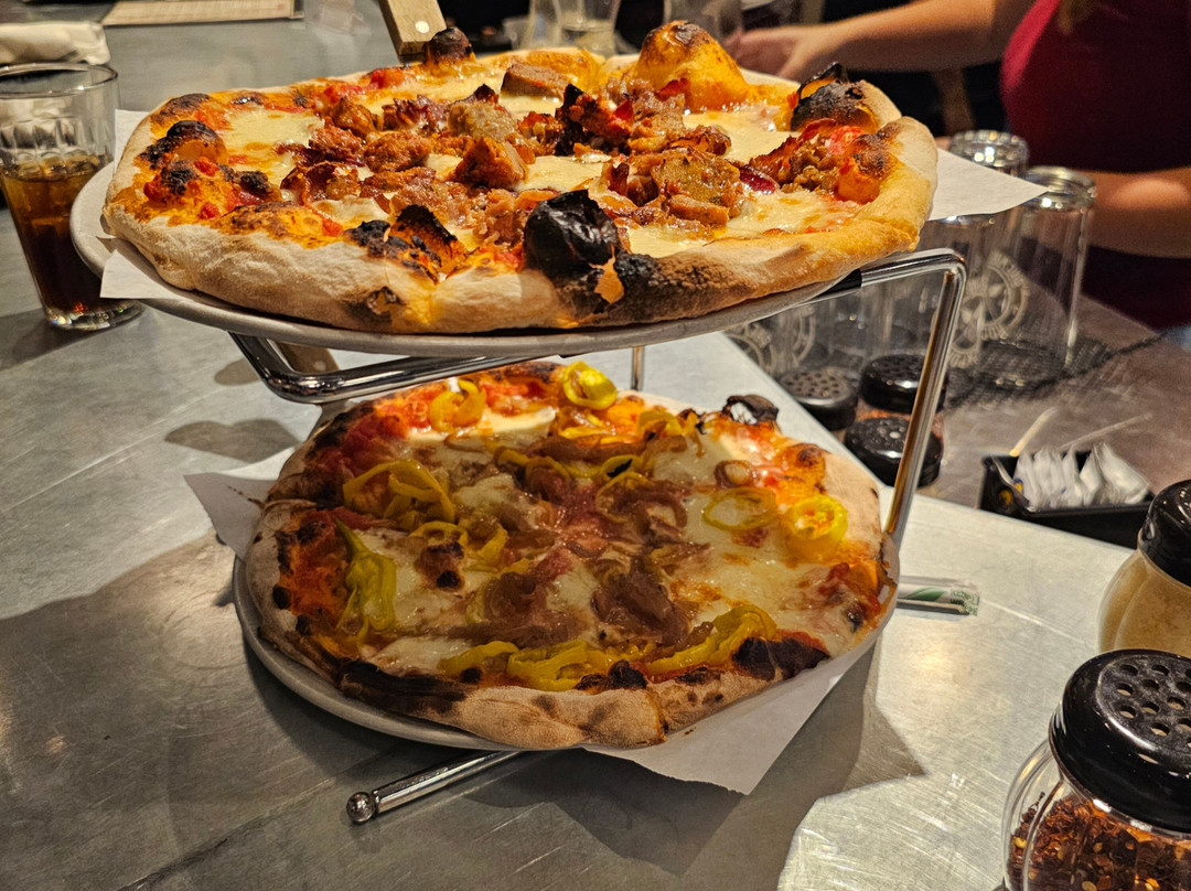 Brooksy's Brick Oven & Bar