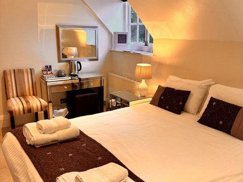 国王之首乡村酒店主图