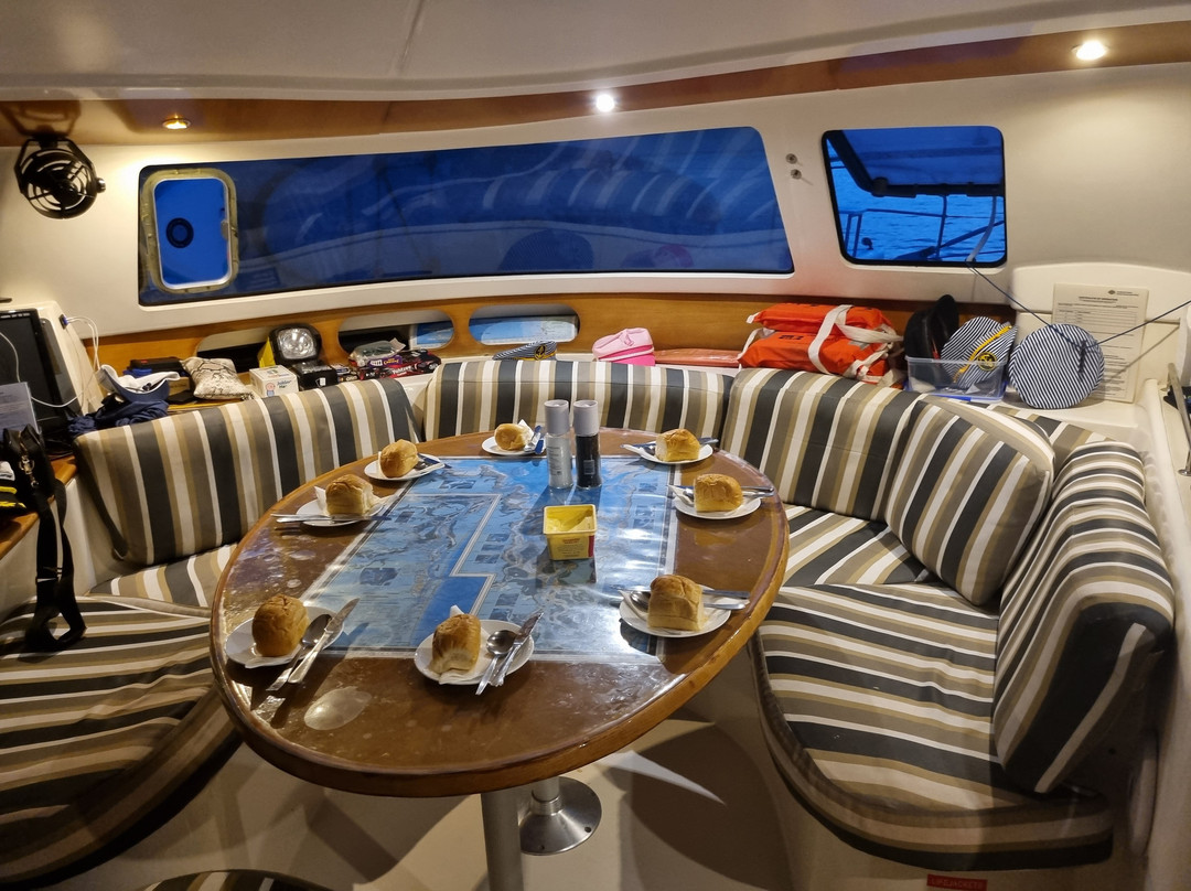 Brisbane Yacht Charters景点图片