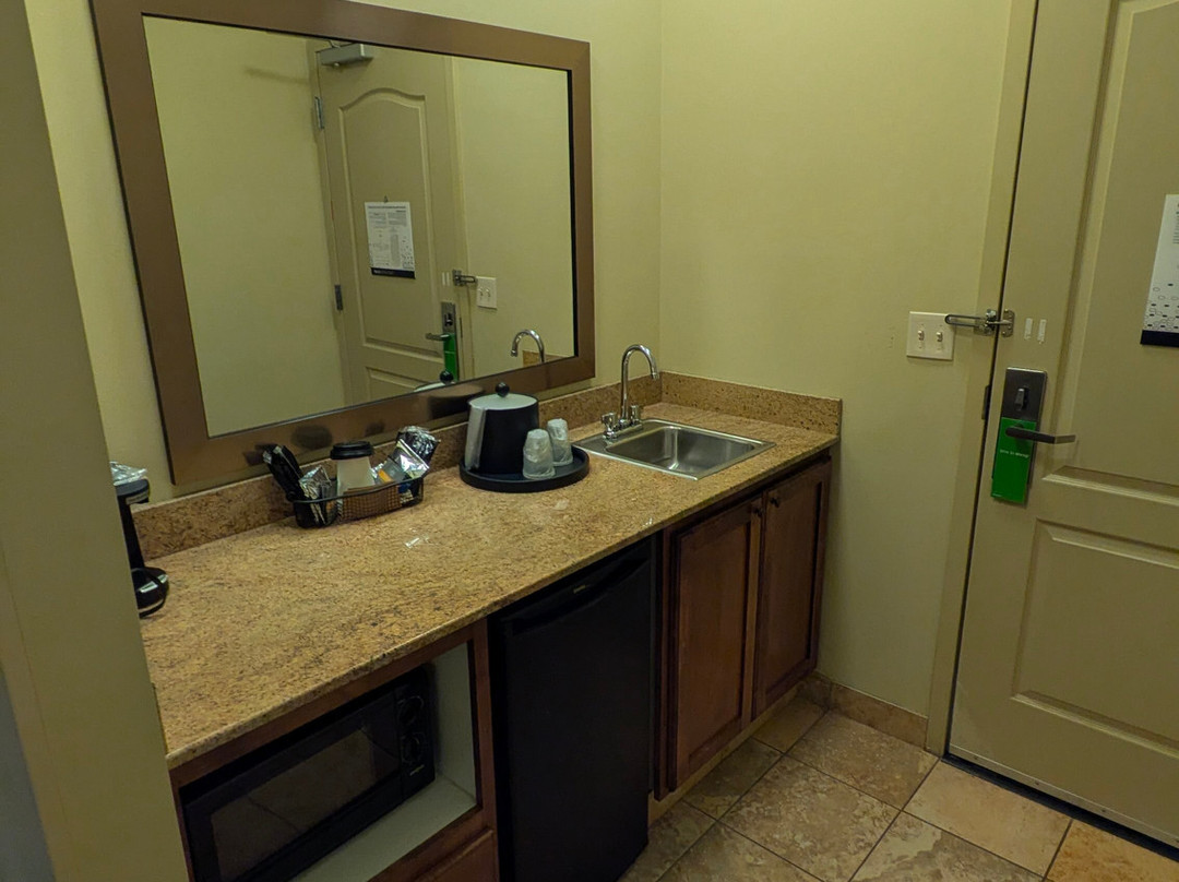 法戈希尔顿恒庭旅馆&套房酒店主图