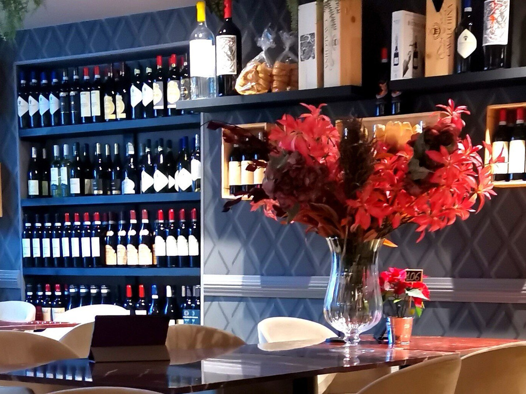 L' Angolo Di Cavour Hosteria Enoteca