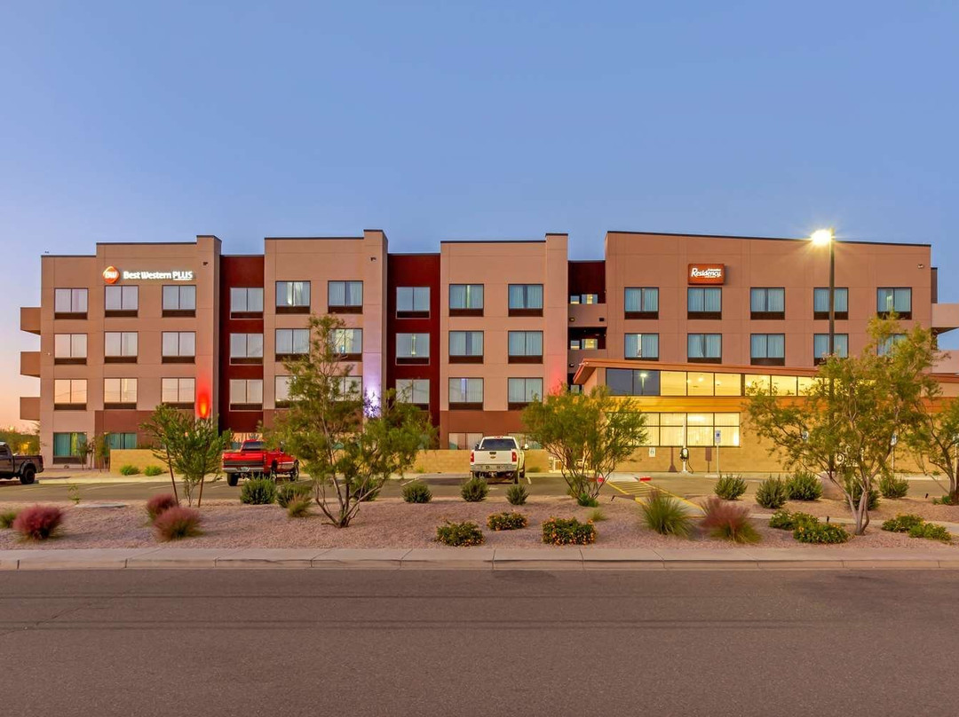 Best Western Plus Executive Residency Phoenix North Happy Valley主图