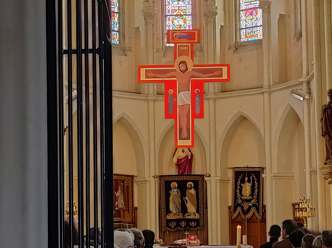 Eglise Saint-Pierre景点图片