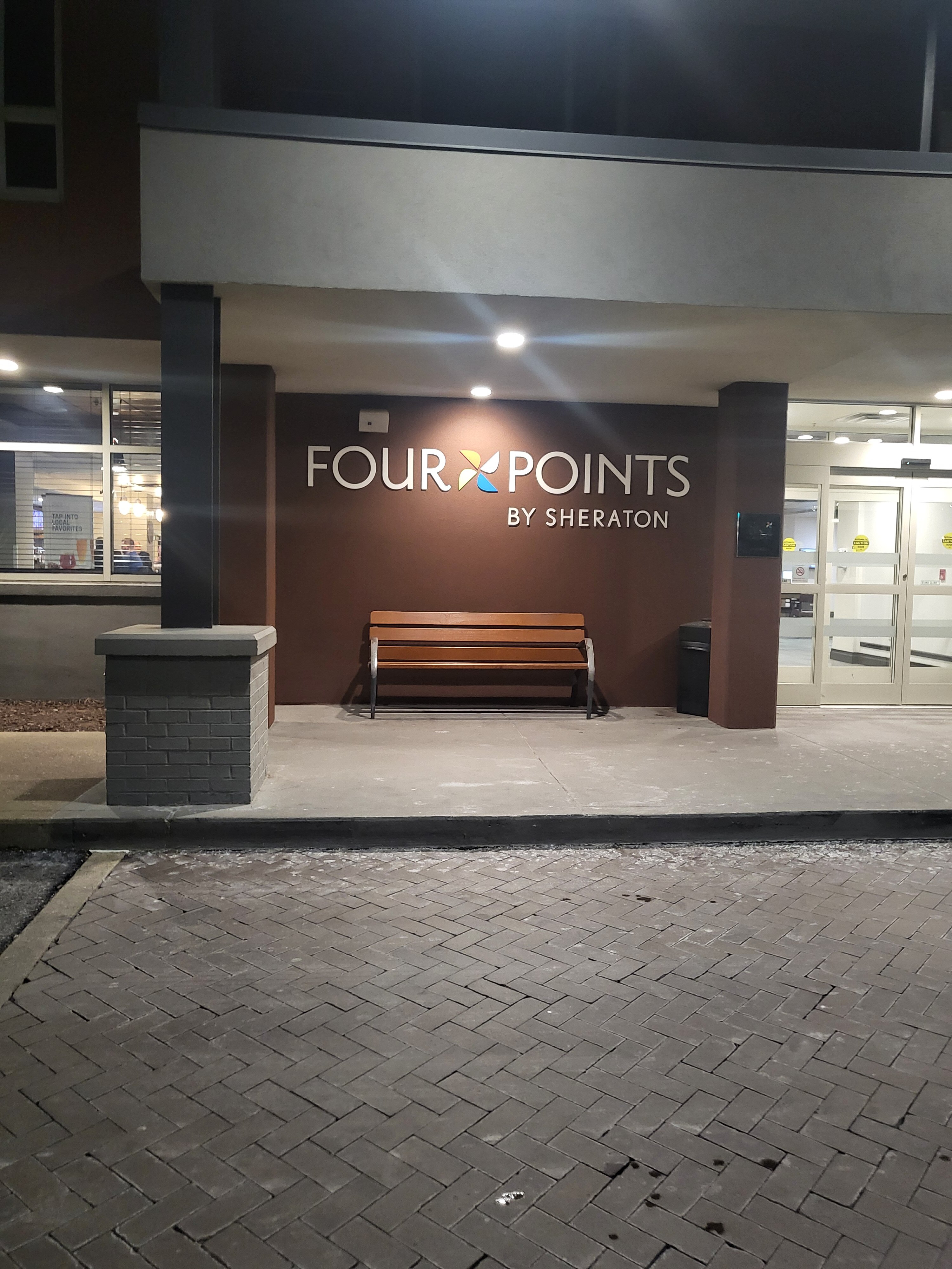 Four Points by Sheraton Charleston-浴室