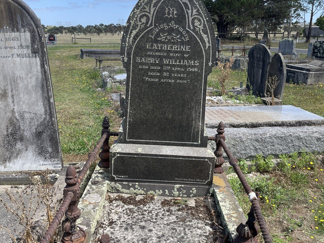 Yarragon Cemetery-Yarragon必去景点