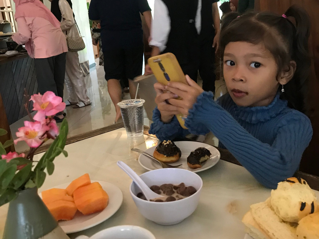 Royal Trawas Hotel & Cottages主图