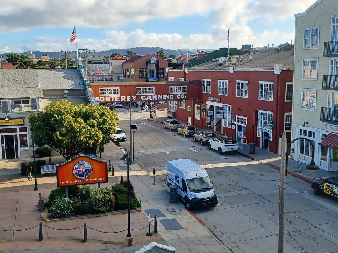 克莱门特蒙特利洲际酒店主图