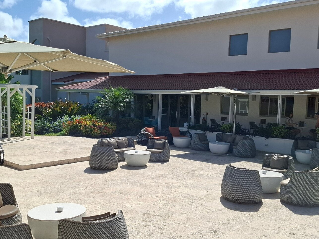 The Courtyard-Port Salines必去景点