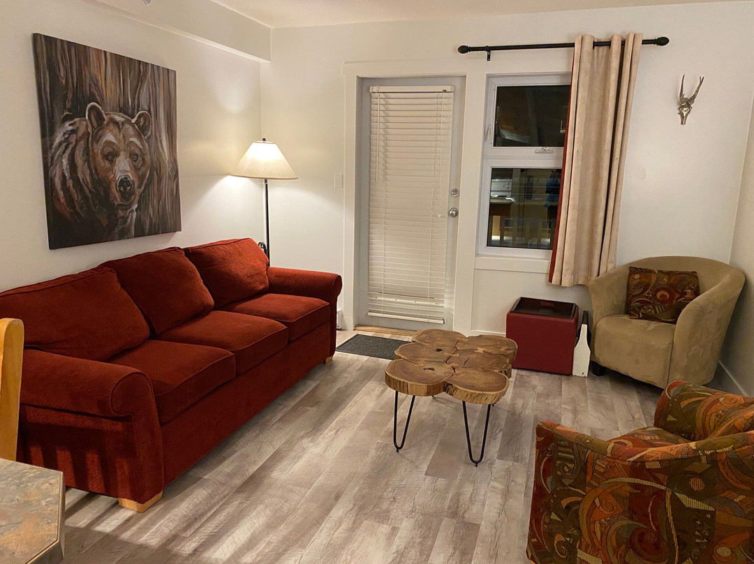 Vance Creek Hotel & Conference Centre主图