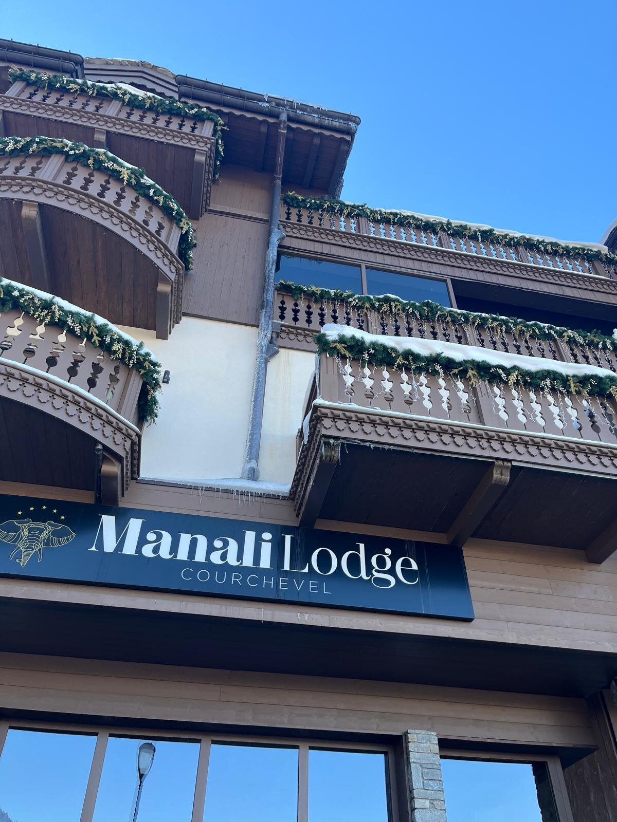 Manali Lodge-官方