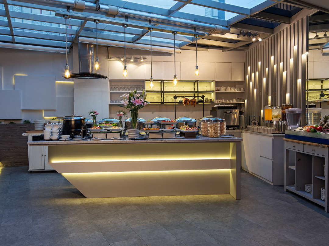 Unisi Hotel Malioboro主图