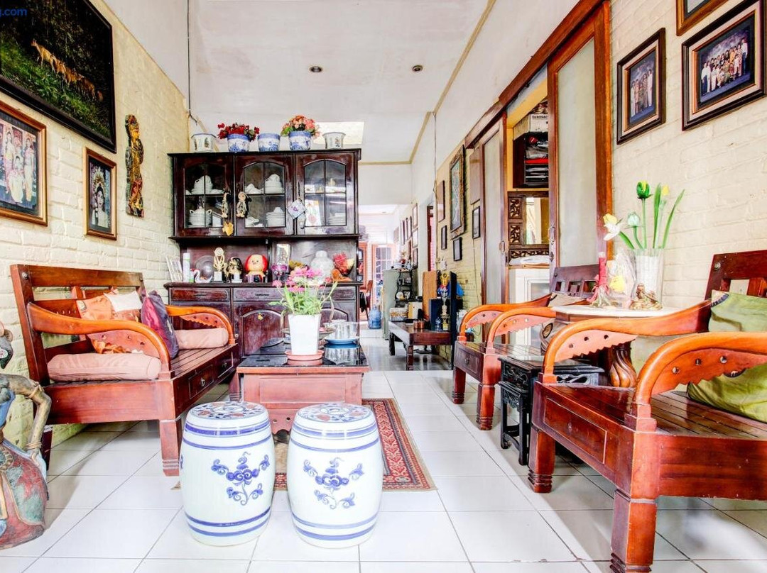Oyo 94000 Omah Citra Genia Homestay