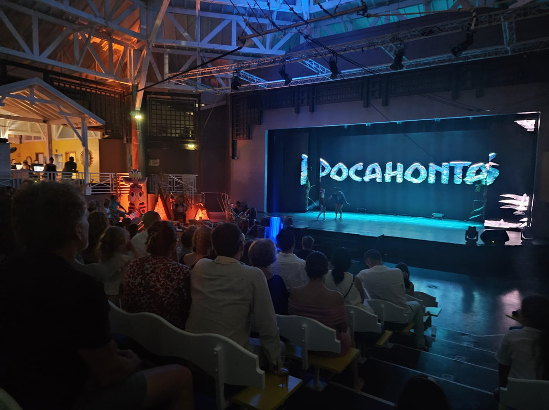 卡拉威岛地中海度假村主图