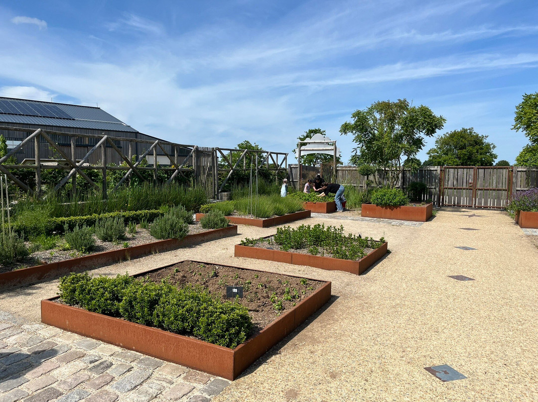 Les Jardins De L'éveil-Saint-Thonan必去景点