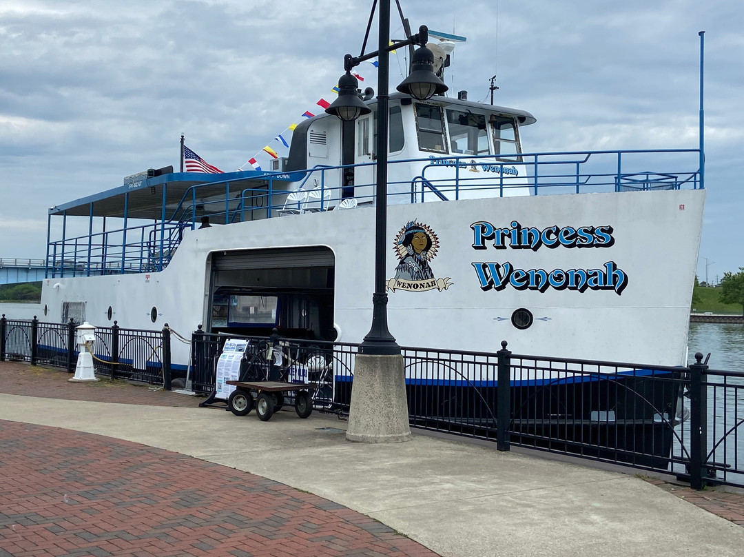 Bay City Boat Lines-贝城必去景点