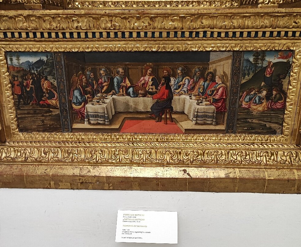 Museo della Collegiata di Sant'Andrea-恩波利必去景点
