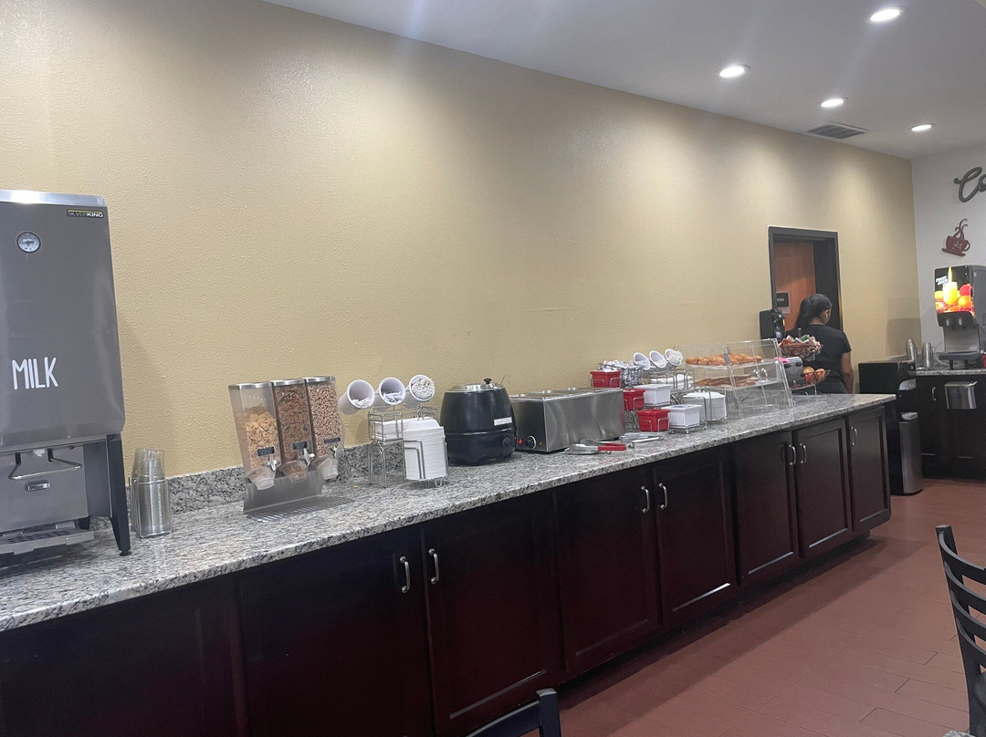 Wingate by Wyndham Bowling Green主图