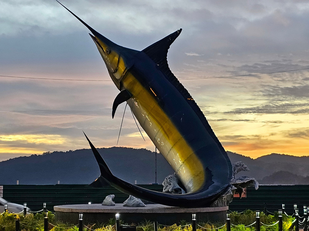 Marlin Statue-亚庇必去景点