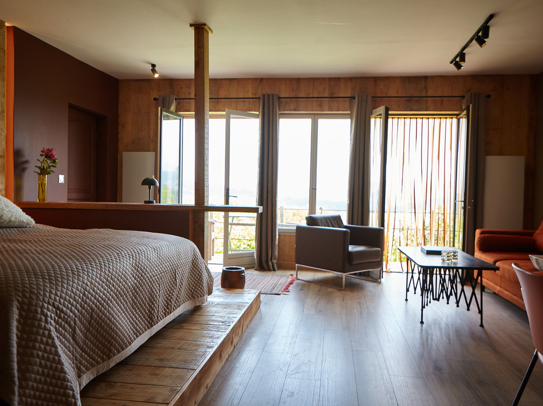 Domaine Aari Ona主图