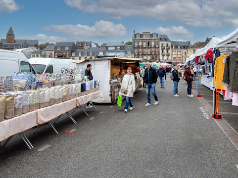 Le Marché De Mers-les-bains