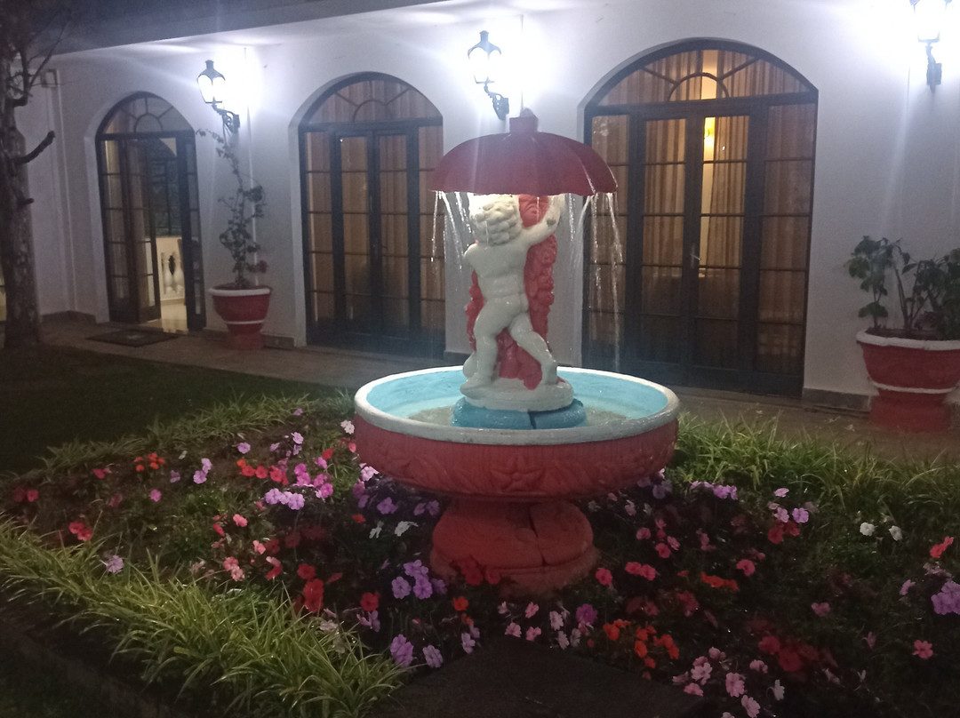 Biazi Paradise Hotel主图