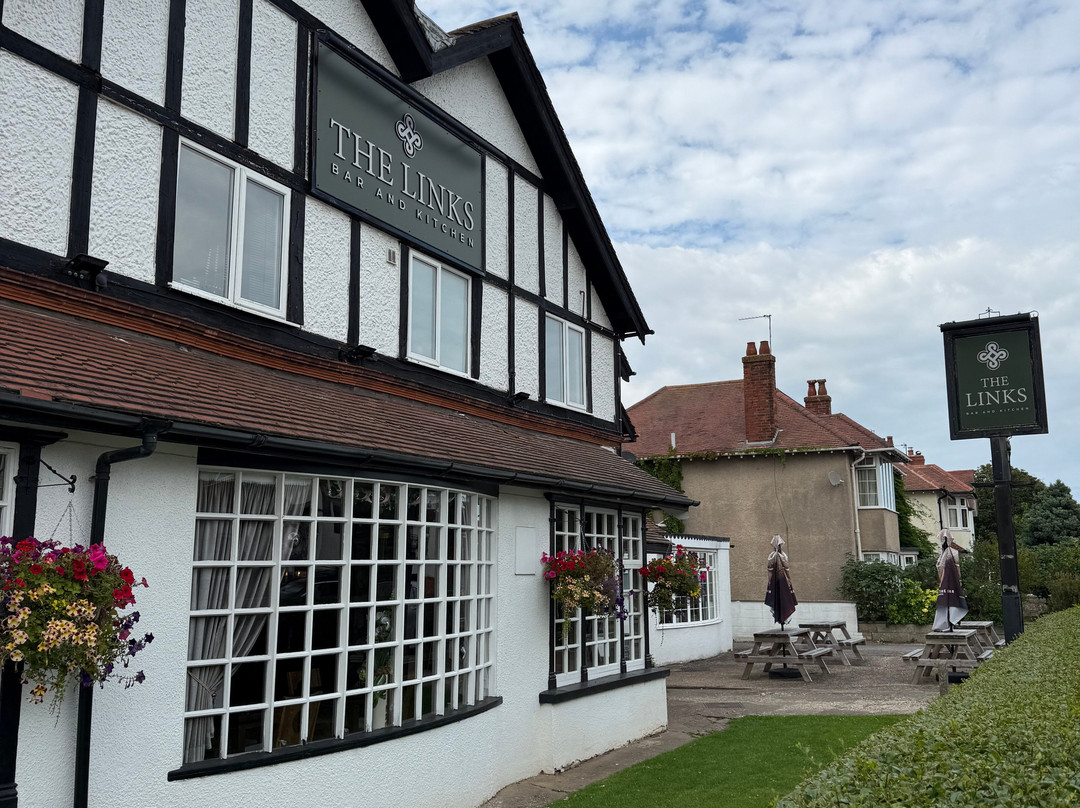 The Links Bar and Kitchen