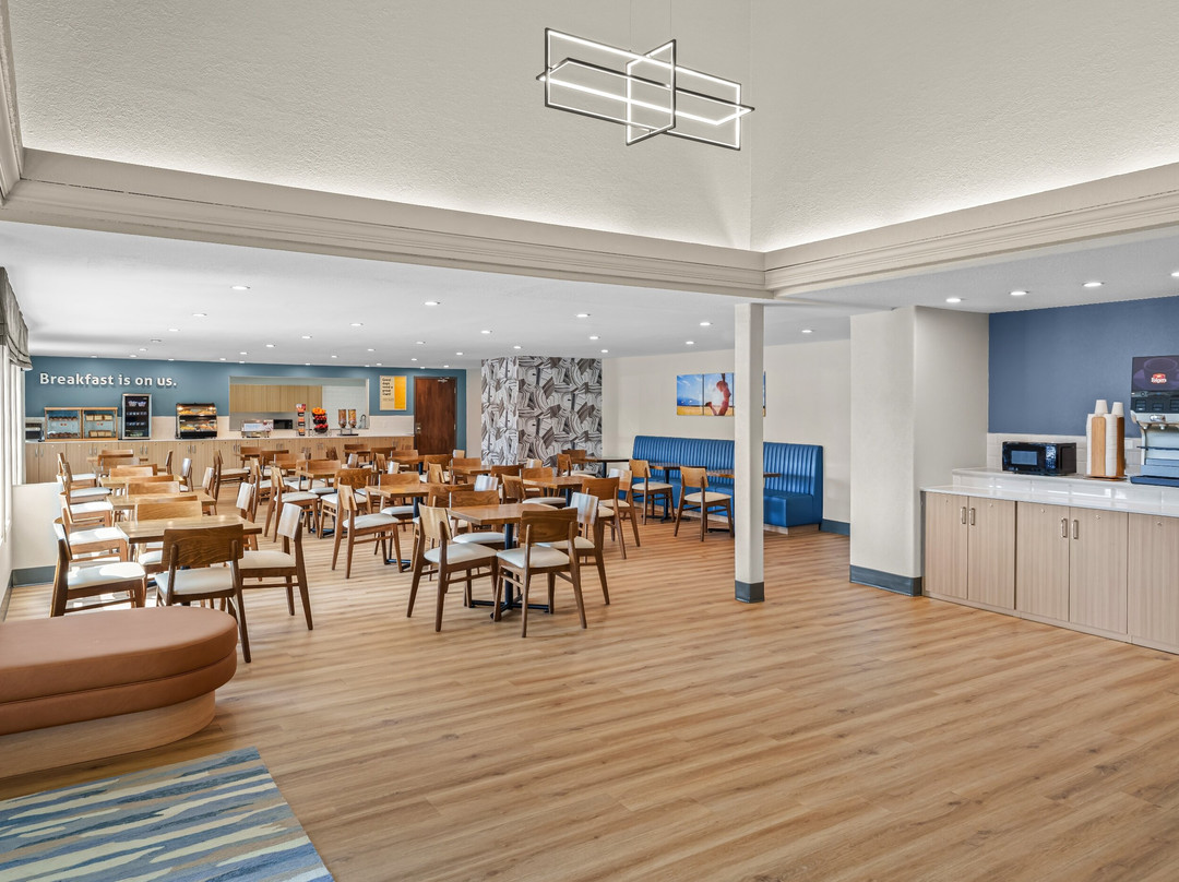 Days Inn by Wyndham Regina主图