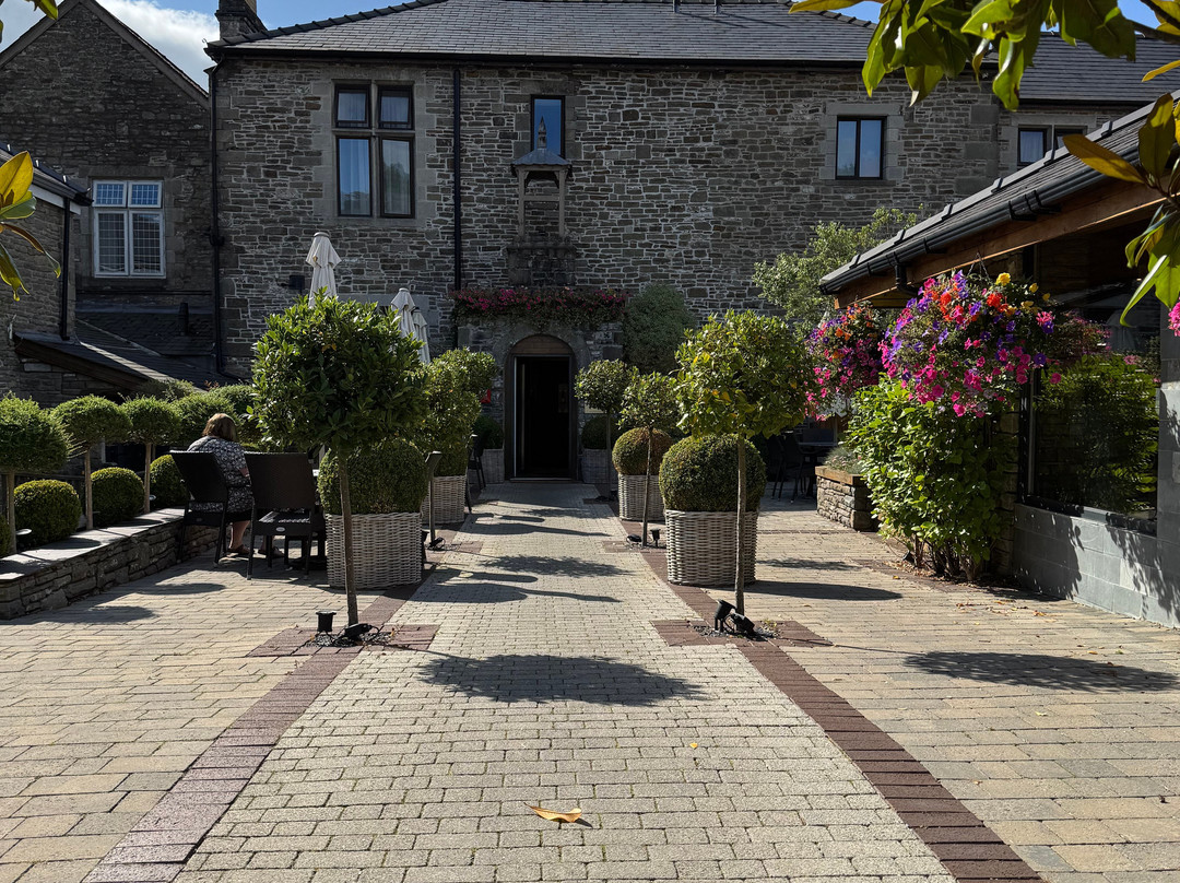 Lanelay Hall Hotel & Spa主图