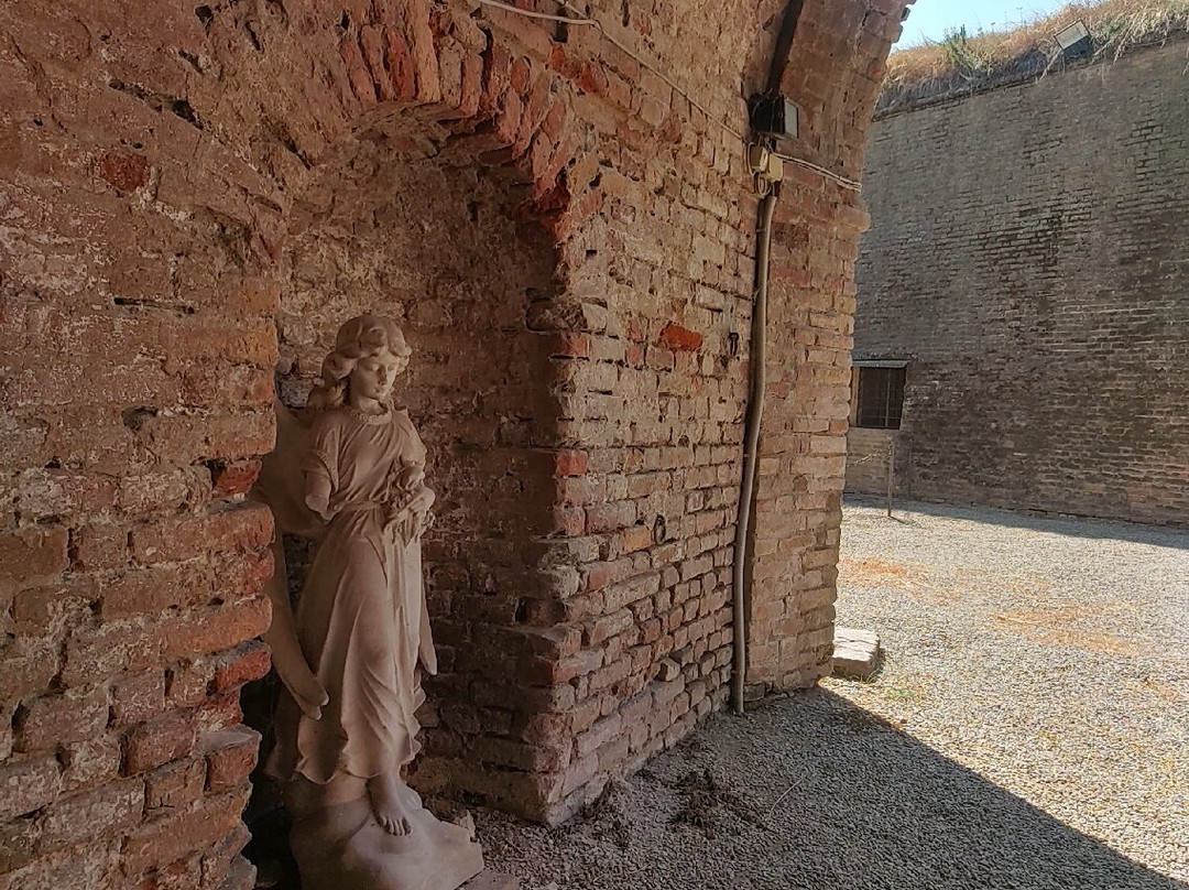 Ufficio Turistico dei Volontari Mura-Pizzighettone必去景点