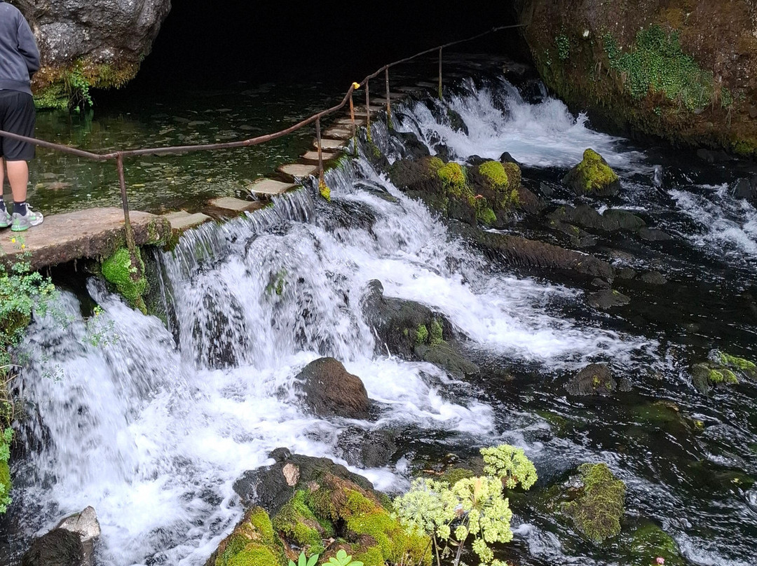 La fontaine de fontestorbes-Belesta必去景点
