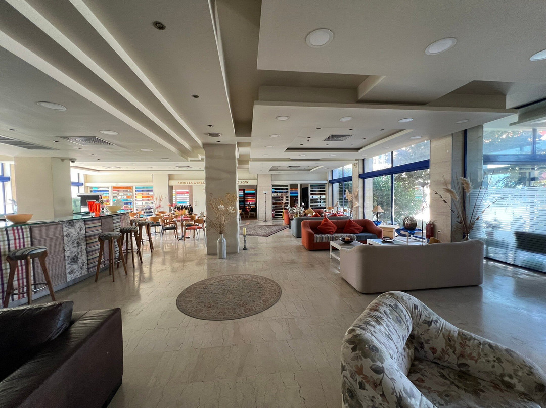 Ionion Star Hotel主图