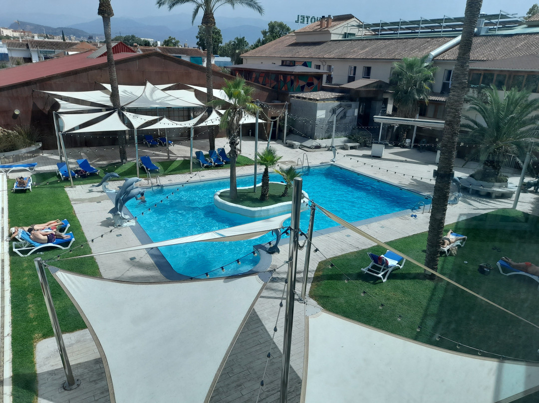 格拉纳达之路酒店主图