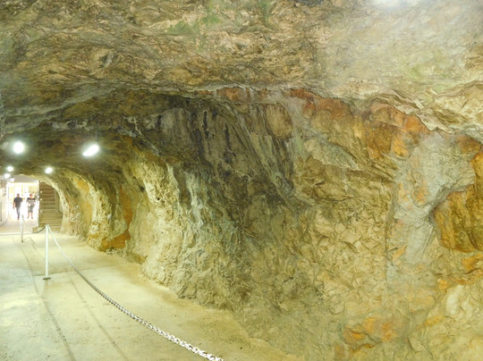 Ascenseur Incliné-罗卡马杜尔必去景点