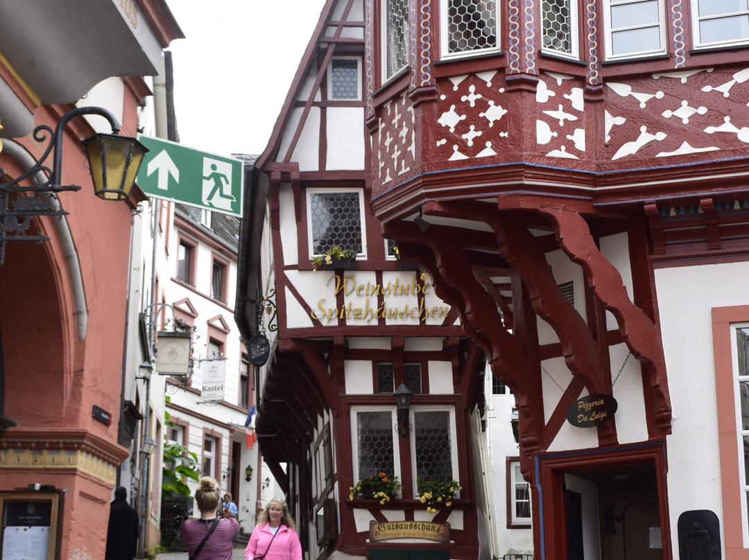 Mittelalterlicher Marktplatz-贝恩卡斯特尔－屈斯必去景点