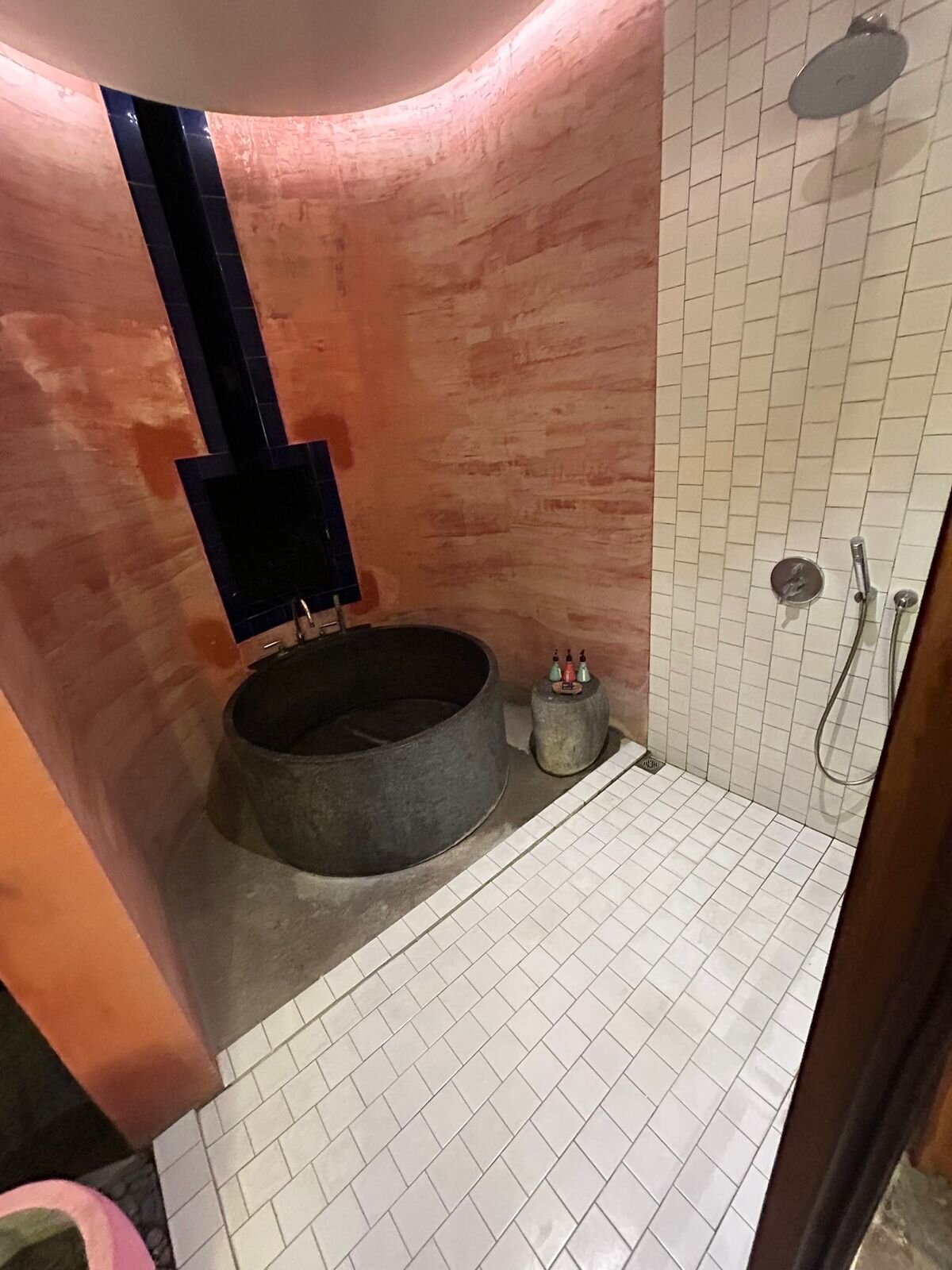 Shore Amora Canggu-浴室