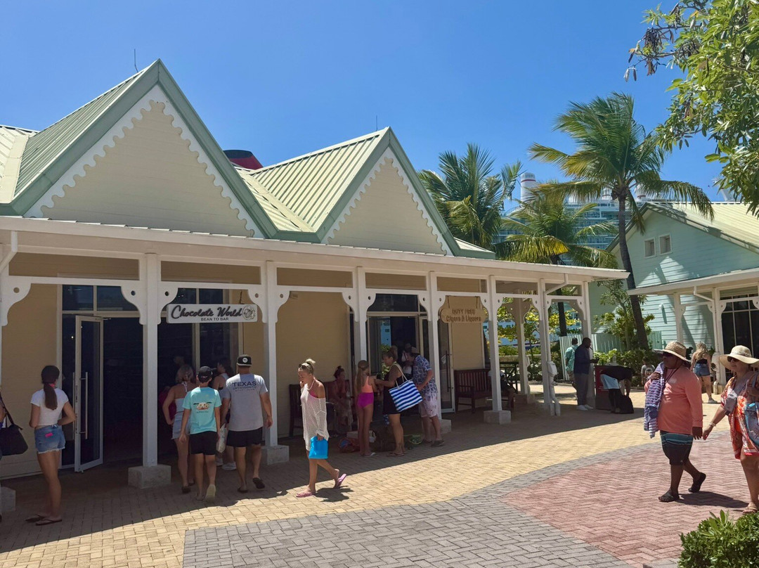 Amber Cove-普拉塔港必去景点