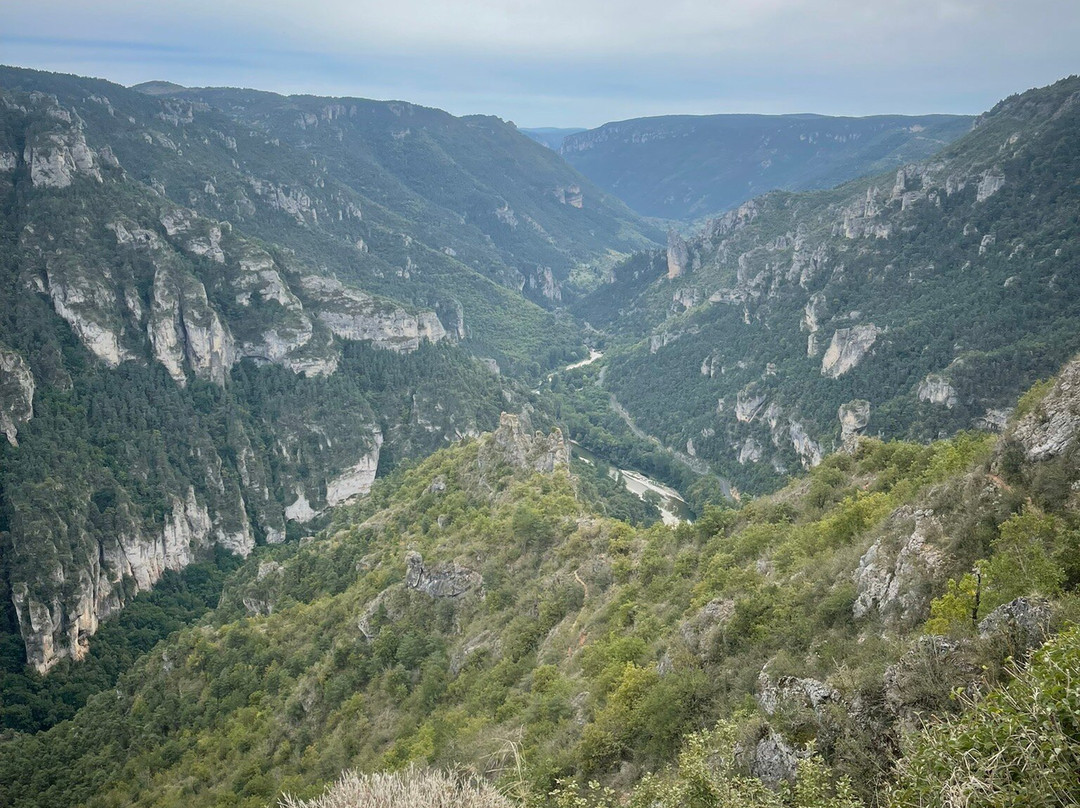 Point Sublime-Saint-Georges-de-Levejac必去景点